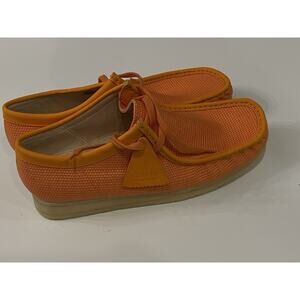 Clarks Wallabees Mens 10.5 Orange Tan Sole NWOT